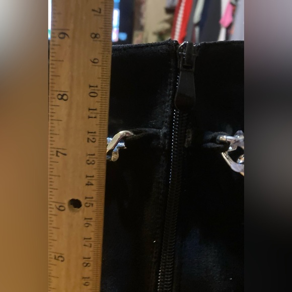 NWT Ladies Size 10 Mata Cravings 4” Heels With Chain - Picture 5 of 16